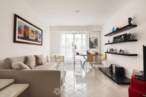 Apartment image 10