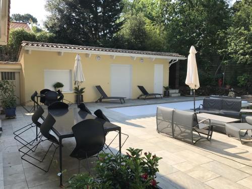 Villa Arcachon, 5 pièces, 8 personnes - FR-1-474-64 - Location, gîte - Arcachon