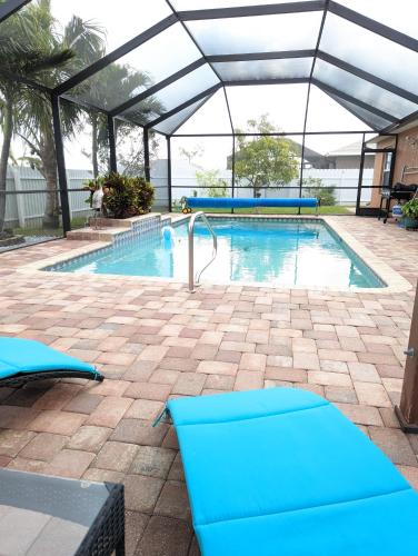 Villa Marina at Cape Coral . Escape the cold ! Welcome to paradise!