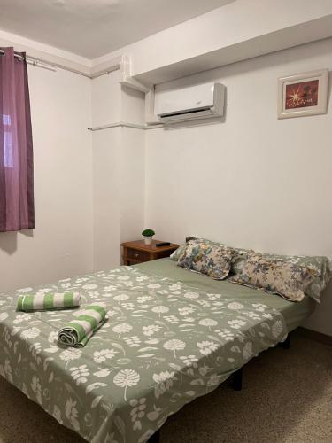 Large Double Room image 1