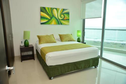 Apartment with Sea View image 3
