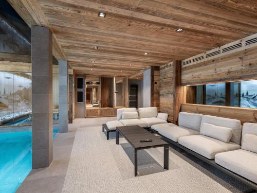Chalet neuf avec piscine, sauna et proche des pistes à Courchevel Village - FR-1-562-49 (Chalet neuf avec piscine, sauna et proche des pistes a Courchevel Village - FR-1-562-49) in Courchevel