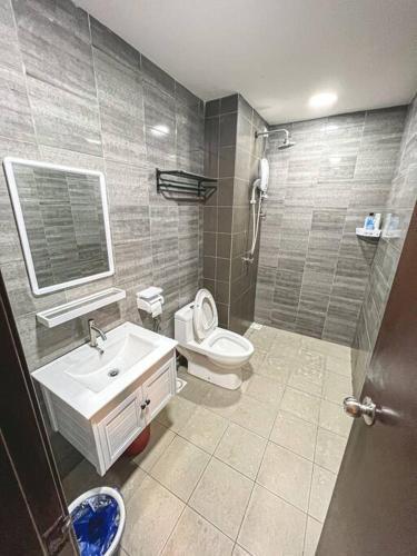 BALAKONG/ 1-7pax/ Studio/ Near Dataran C180 - image 12