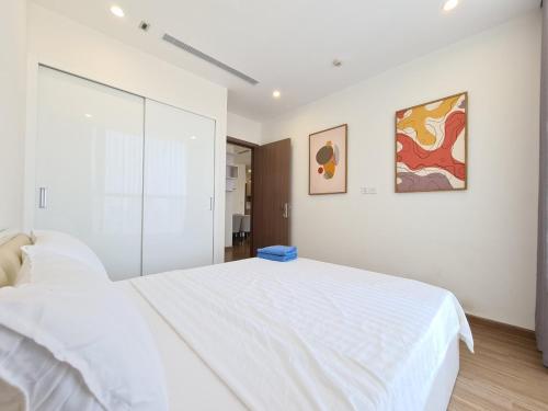 Three-Bedroom Apartment image 6