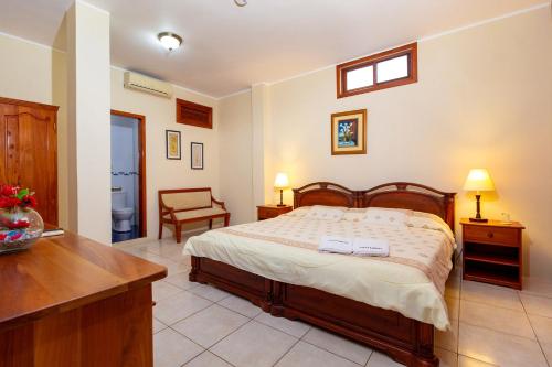 2 twin beds