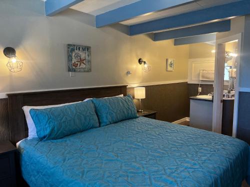 Claddagh Motel & Suites – Rockport, ME