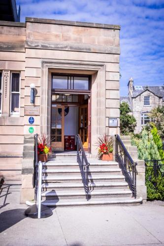 Entrada, McIntosh Hall - Campus Accommodation in St. Andrews