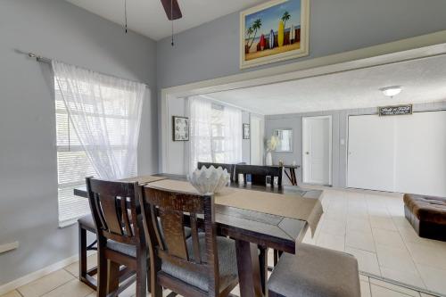 Titusville Vacation Rental with Private Pool! in Titusville, USA