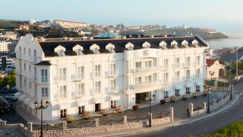 Gran Hotel Suances - image 14