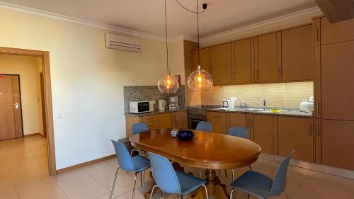 Oura Oasis C - Shared Pool - 6 Guests - Albufeira 4