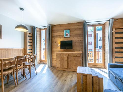 Appartement La Clusaz, 3 pièces, 8 personnes - FR-1-437-25 La Clusaz