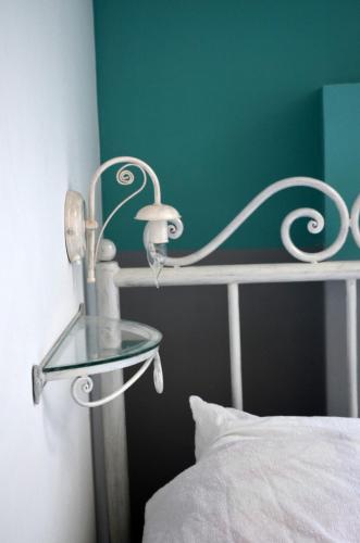 Retro Hostel Room Type - Double Room with Private Bathroom