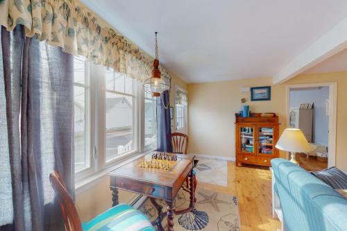 The Cottage at Long Sands The Cottage at Long Sands