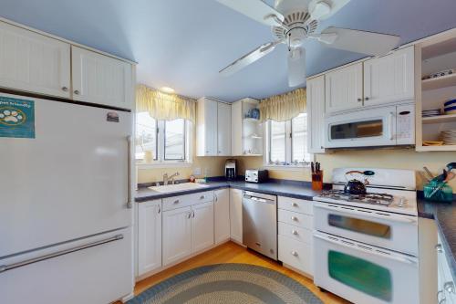 The Cottage at Long Sands The Cottage at Long Sands