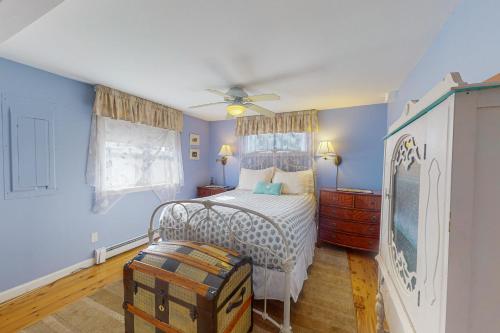 The Cottage at Long Sands The Cottage at Long Sands