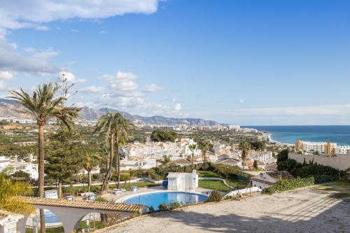 Plaza Cadiz 4 overlooking Playazo