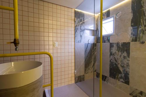 Nuu Motel - image 3
