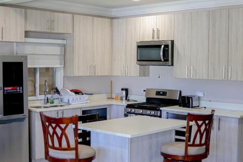Beach Holidays at Marina Villa in Saint Ann's Bay