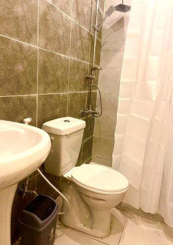 Budget Double or Twin Room image 10