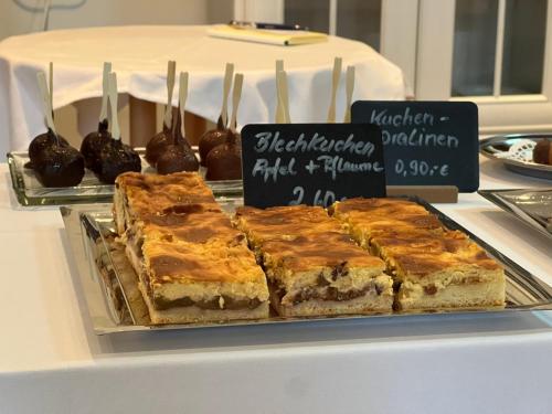 Landhotel Der Distelhof mit Scheunencafé