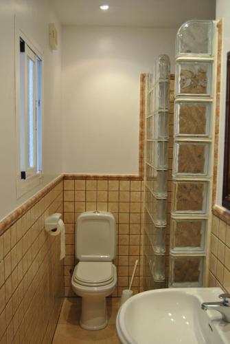 Hostal Ripoll Ibiza - image 6