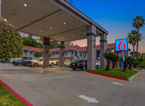 Motel 6-La Mesa, CA