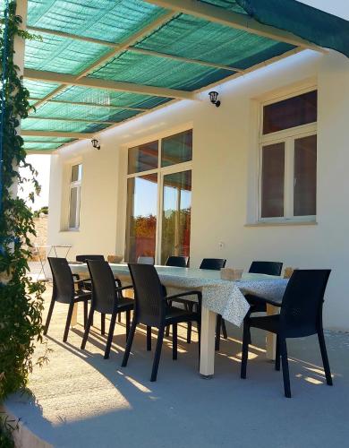 Apartman Brina in Mrgani