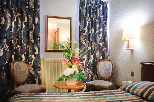 Hotel Meslay Republique - image 6