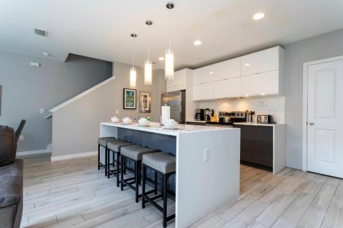 Le Reve – Kissimmee, FL