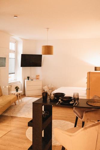 NEU Studio Apartment im Zentrum mit Parkplatz & NETFLIX