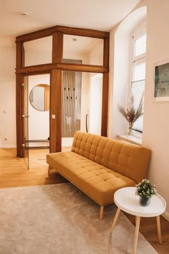 Studio Apartment im Zentrum mit Parkplatz & neuem Badezimmer in Magdeburg, Deutschland