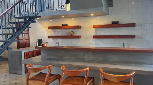 bar/salon, El Guayacan Retreat in La Laguna