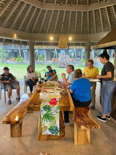 443713187 Hotel Ohana Rapa Nui