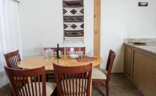 Indian Hills 6088 - image 10