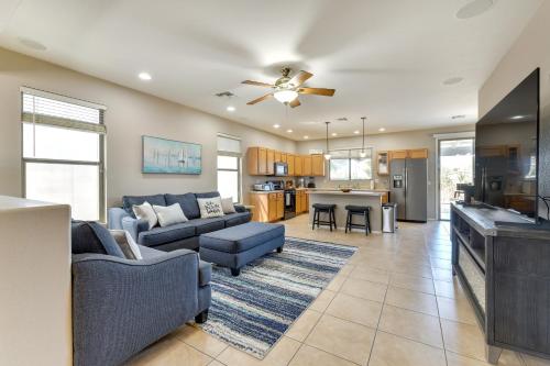 San Tan Valley Escape with Pool, Patio and Grill!