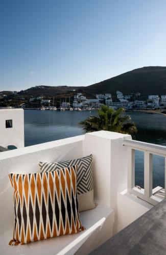Cactus Suites Kythnos 5