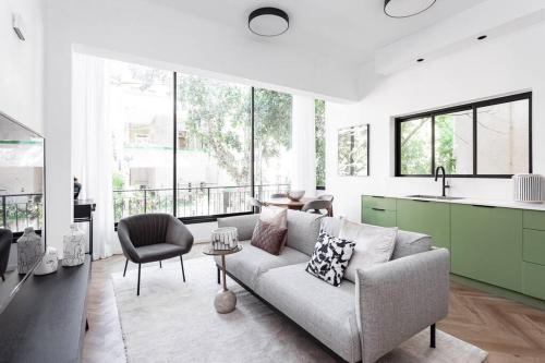 Stylish apartment in the center of Tel-Aviv.