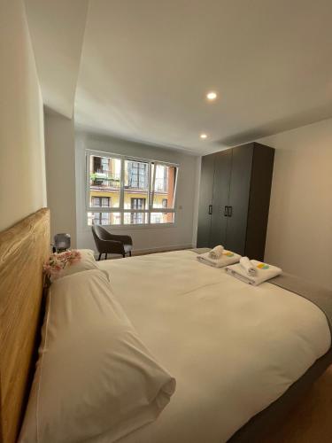 IZARRA by Smiling Rentals in Arrantzale Auzoa