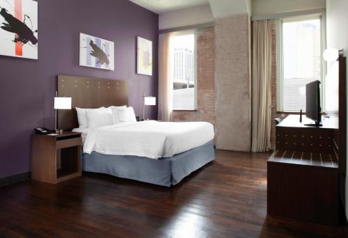 King Guest Room