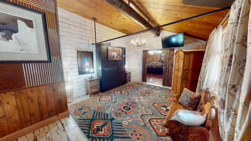 Pack Creek ~ Lodge Suite - image 11