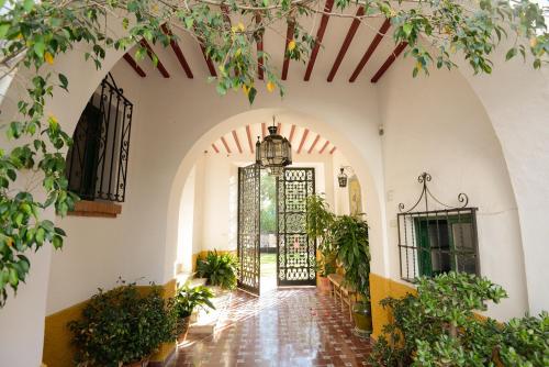 VILLA CLAVERO SEVEN Premium Apt - Tap to explore photos