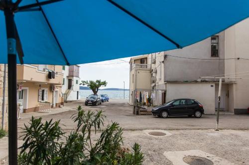 Apartments by the sea Kastel Kambelovac, Kastela - 20942