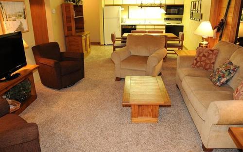 Seven Springs Stoneridge 3 Bedroom Standard Condo - Ski-In Out, Pet Friendly! condo thumb 3
