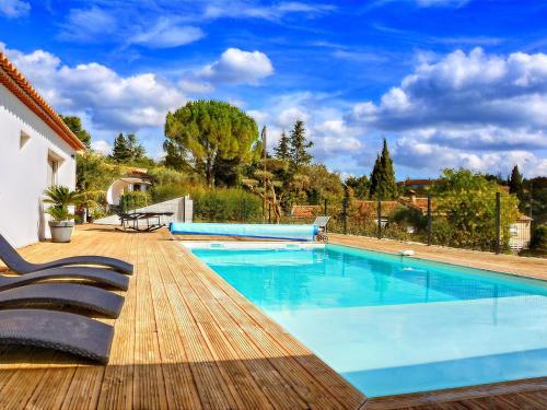 Inviting holiday home in Lorgues with private pool - Location saisonnière - Lorgues