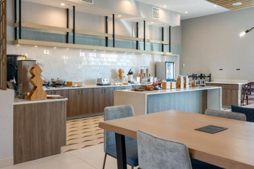 TownePlace Suites by Marriott Canton Riverstone Parkway - image 12