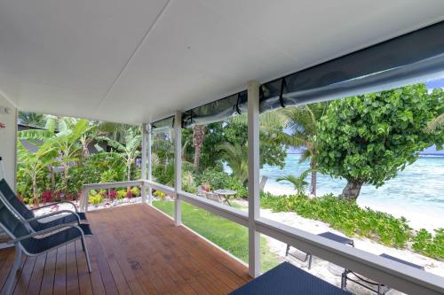 ระเบียง/ชานเรือน, Ann's Island Beach Studio in ไวมาอังกา