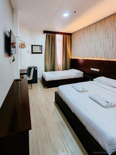 Bamboo Garden Business Inn