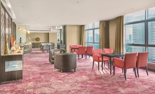 크라운 플라자 마닐라 갤러리아 바이 IHG - 편의 시설/서비스