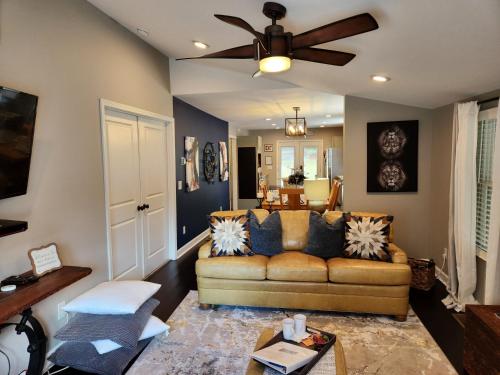 Stay at The Prime Retreat - Best in Class in College Park, USA