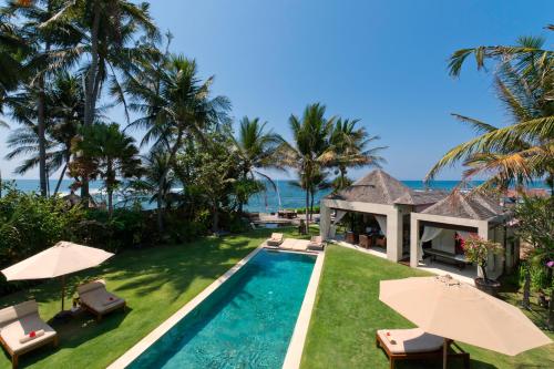 Aventus Luxury Beachfront Villa Gianyar